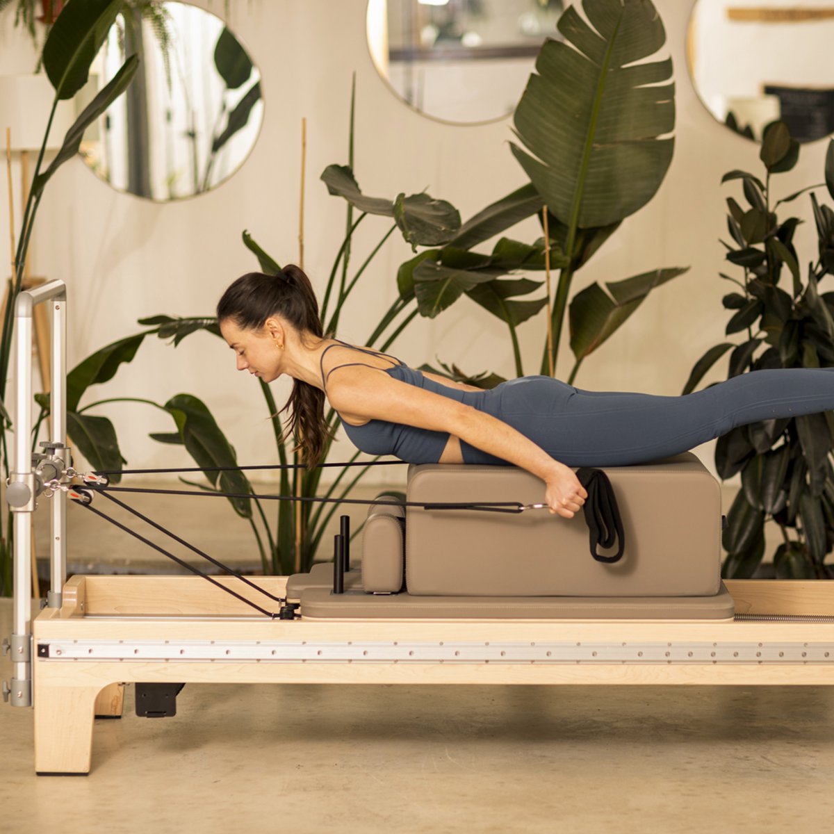 Reformer Pilates Master : Renforcez votre Corps et Esprit